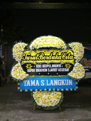 Papan Bunga Duka di Cikoneng