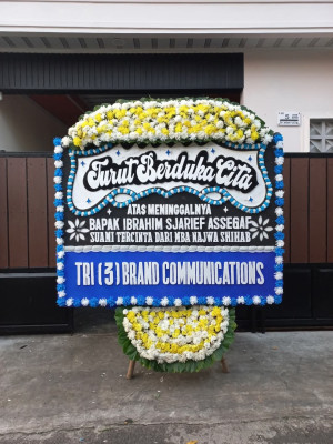 Papan Bunga Duka di Cikoneng